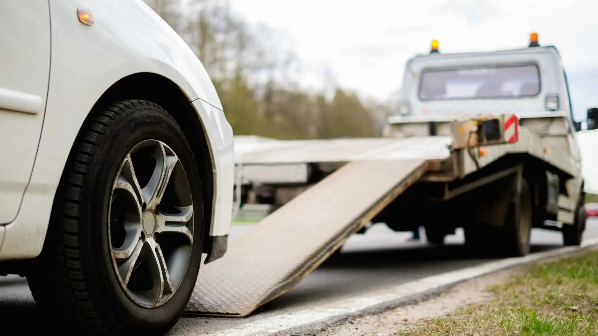 Flat Bed Towing